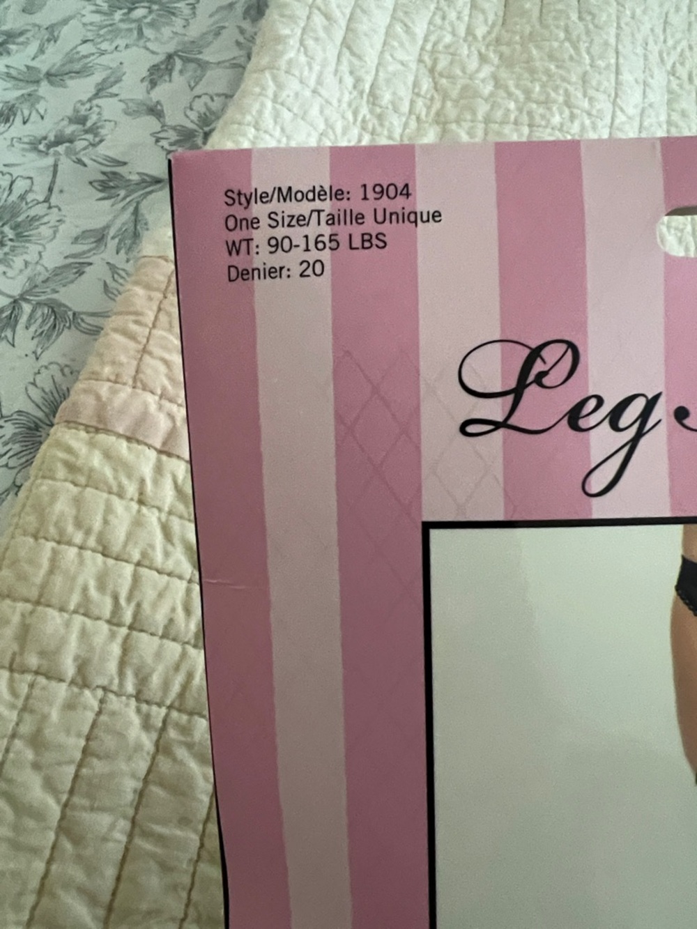 Leg Avenue Black Sheer Scalloped Garter Tights - Picture 3 of 3